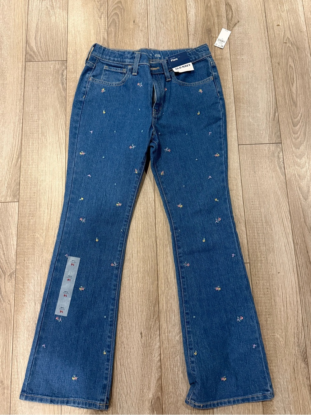 NWT Old Navy Girl’s Embroidered Bootcut Jeans